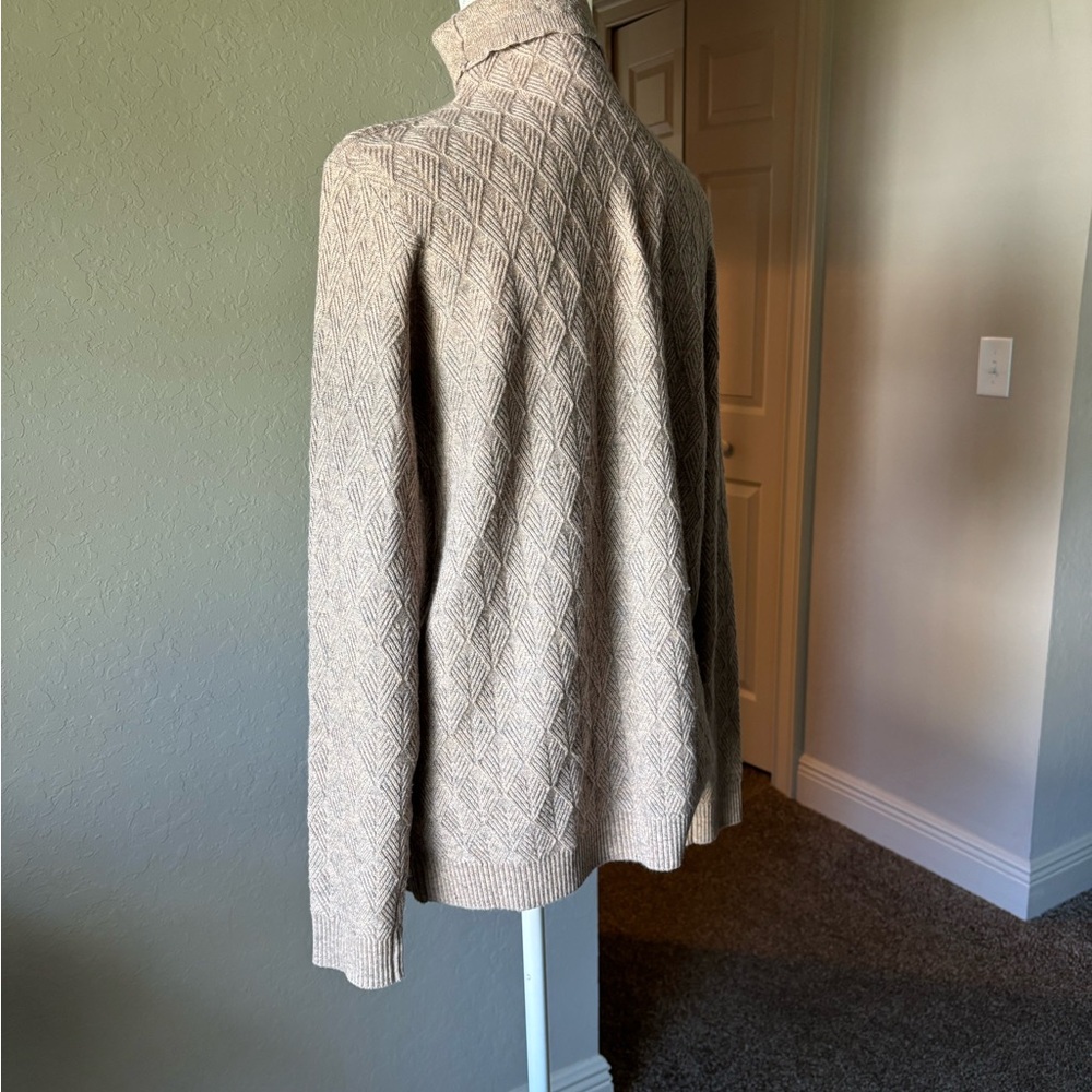 Turtleneck Diamond Pattern Knit Sweater Pre-loved Size L - Picture 4 of 4